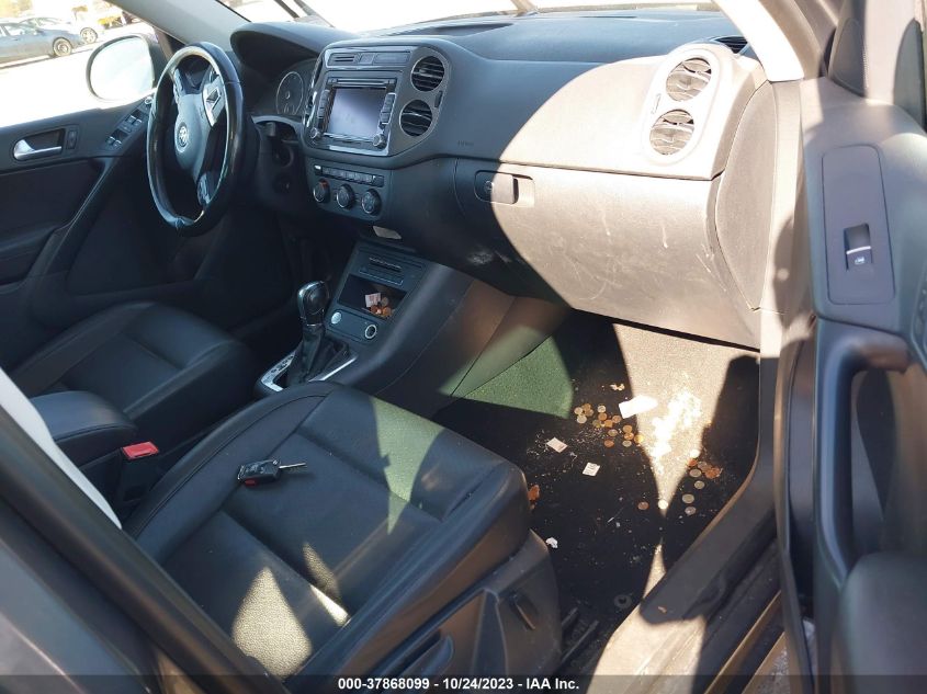 2015 VOLKSWAGEN TIGUAN S/SE/SEL/R-LINE - WVGBV7AXOFW656764