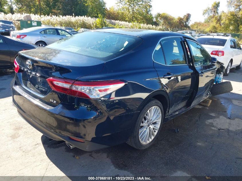 2018 TOYOTA CAMRY LE/SE/XLE/L - 4T1B11HK6JU585643