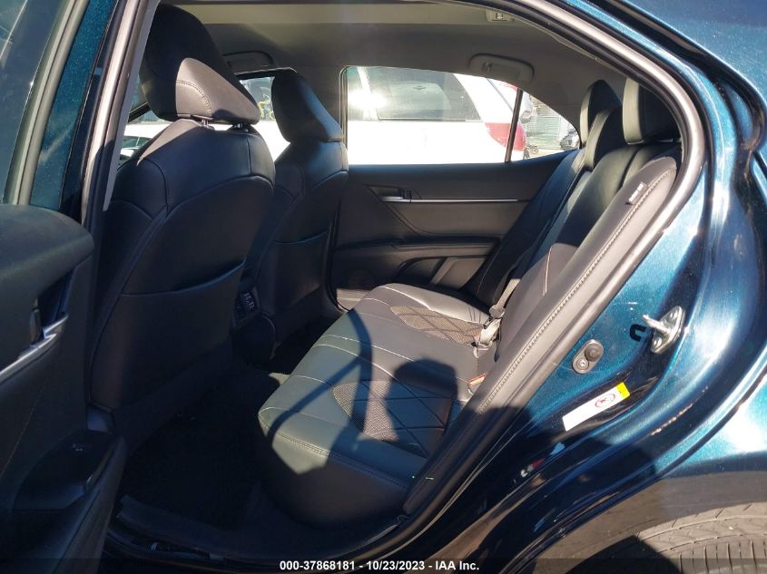2018 TOYOTA CAMRY LE/SE/XLE/L - 4T1B11HK6JU585643