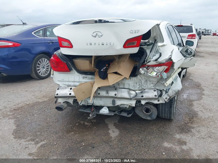 2013 INFINITI G37 JOURNEY JN1CV6AP8DM718524