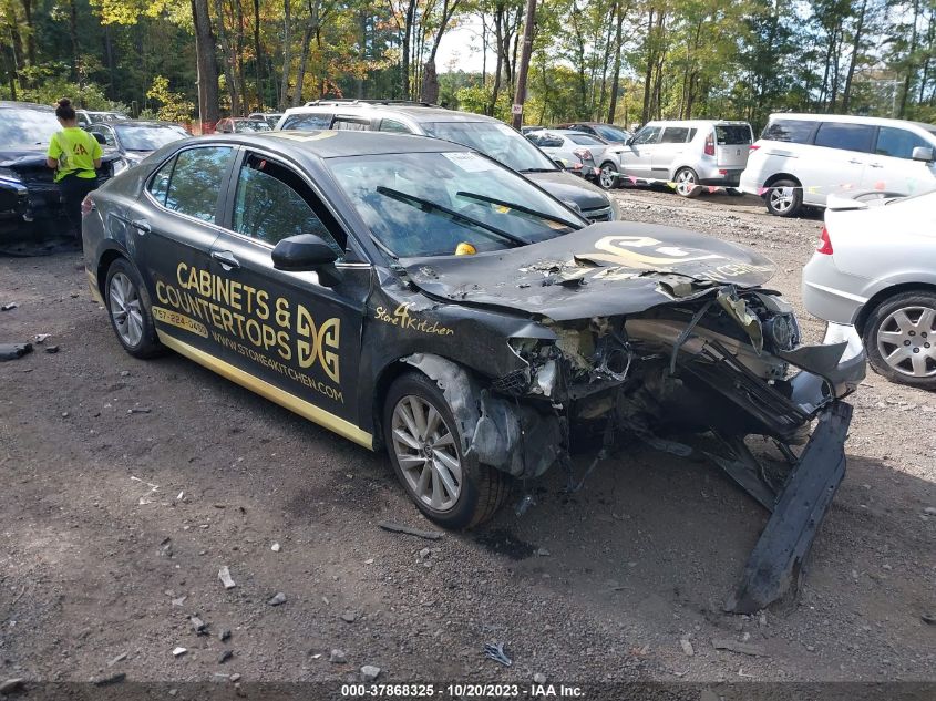2021 TOYOTA CAMRY LE - 4T1C11AK3MU613885