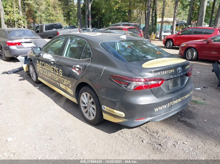 2021 TOYOTA CAMRY LE - 4T1C11AK3MU613885