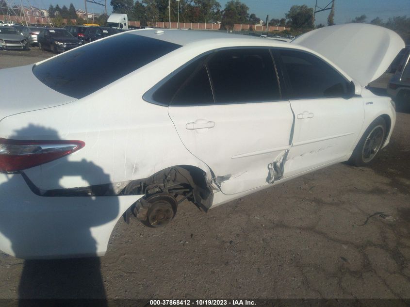 2015 TOYOTA CAMRY HYBRID LE/XLE/SE - 4T1BD1FK5FU156642