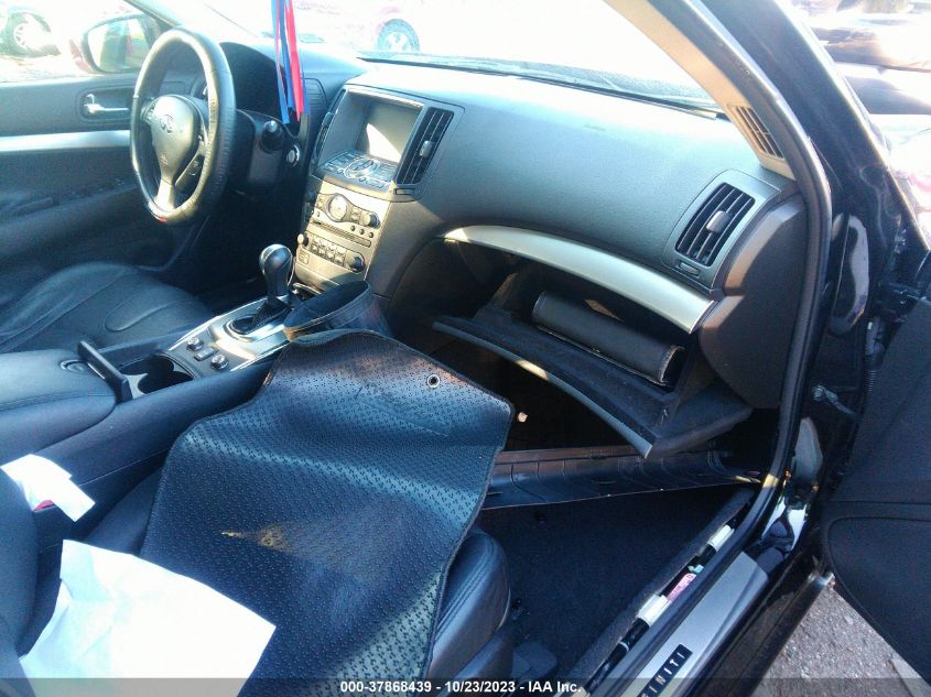 2015 INFINITI Q40 JN1CV6ARXFM522850