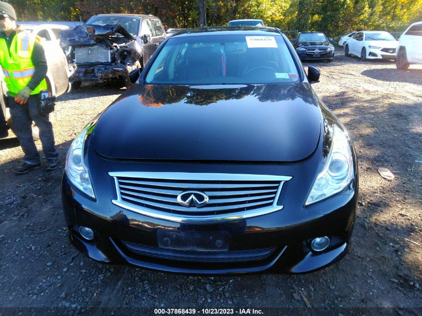 2015 INFINITI Q40 JN1CV6ARXFM522850