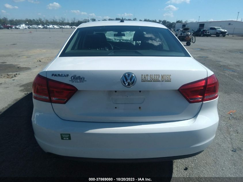 2013 VOLKSWAGEN PASSAT S - 1VWAP7A37DC073658