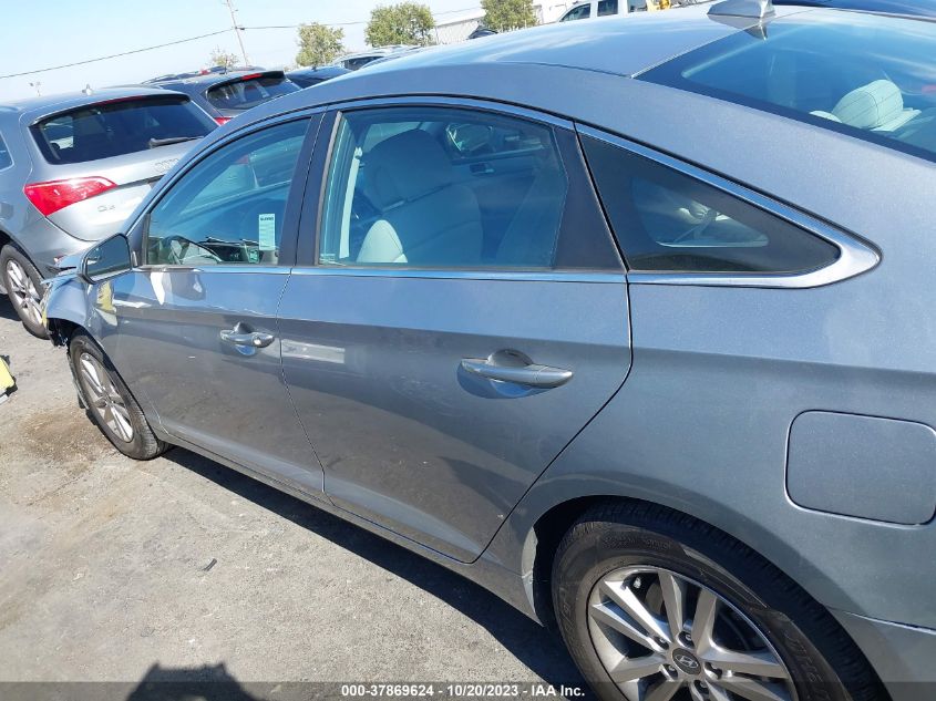 2016 HYUNDAI SONATA 2.4L SE - 5NPE24AF3GH284327