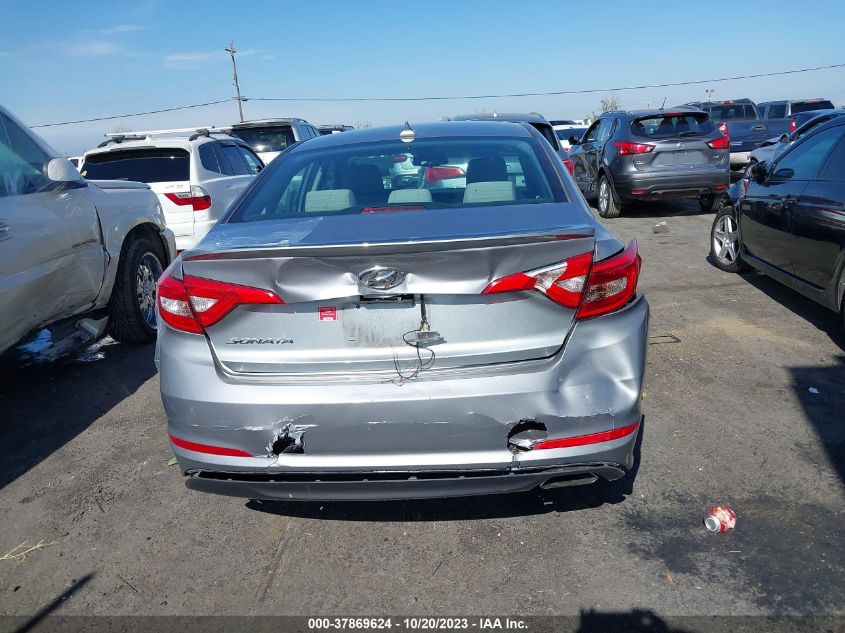 2016 HYUNDAI SONATA 2.4L SE - 5NPE24AF3GH284327