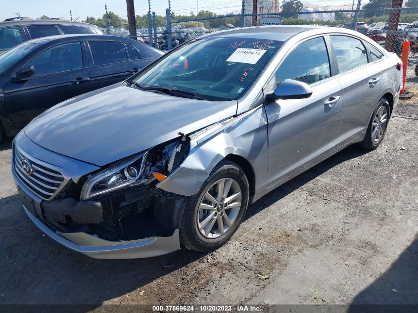 2016 HYUNDAI SONATA 2.4L SE - 5NPE24AF3GH284327