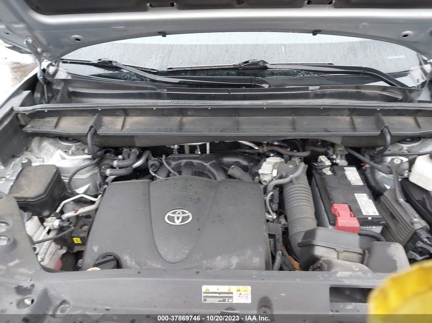 VIN 5TDGZRBHXMS534444 2021 TOYOTA HIGHLANDER XLE