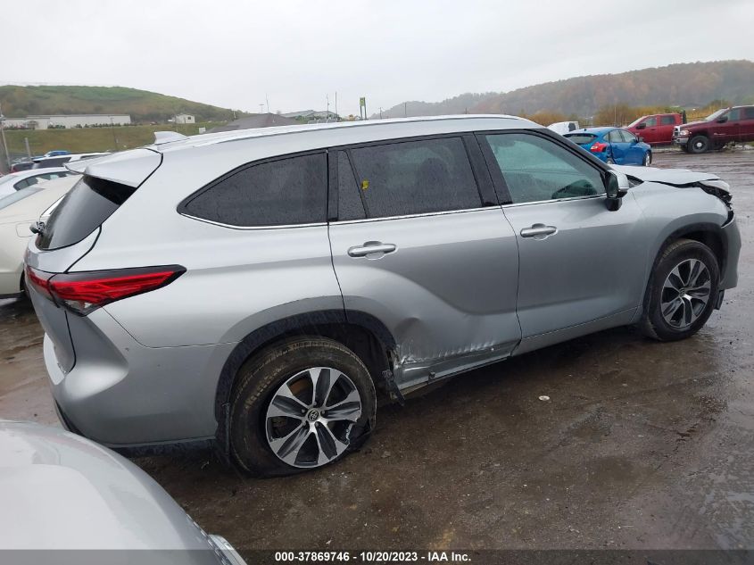 VIN 5TDGZRBHXMS534444 2021 TOYOTA HIGHLANDER XLE
