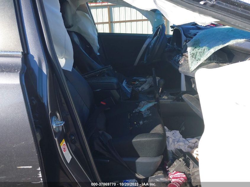 2018 TOYOTA RAV4 LE - JTMBFREV3JJ728357