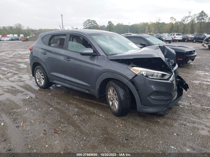 2017 HYUNDAI TUCSON SE - KM8J23A49HU254565