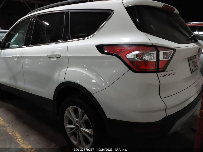 2018 FORD ESCAPE SE - 1FMCU9GD8JUD08683