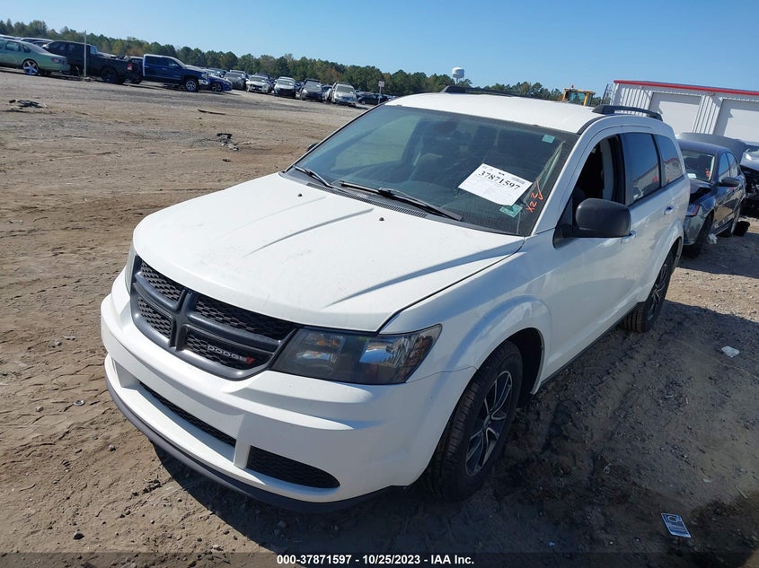 VIN 3C4PDCAB1JT518255 2018 DODGE JOURNEY SE