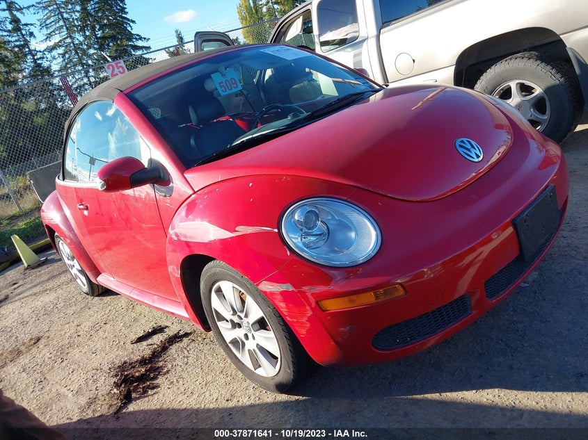 VOLKSWAGEN NEW BEETLE CONVERTIBLE 2009. Lot# 37871641. VIN 3VWRG31Y69M400984. Photo 1