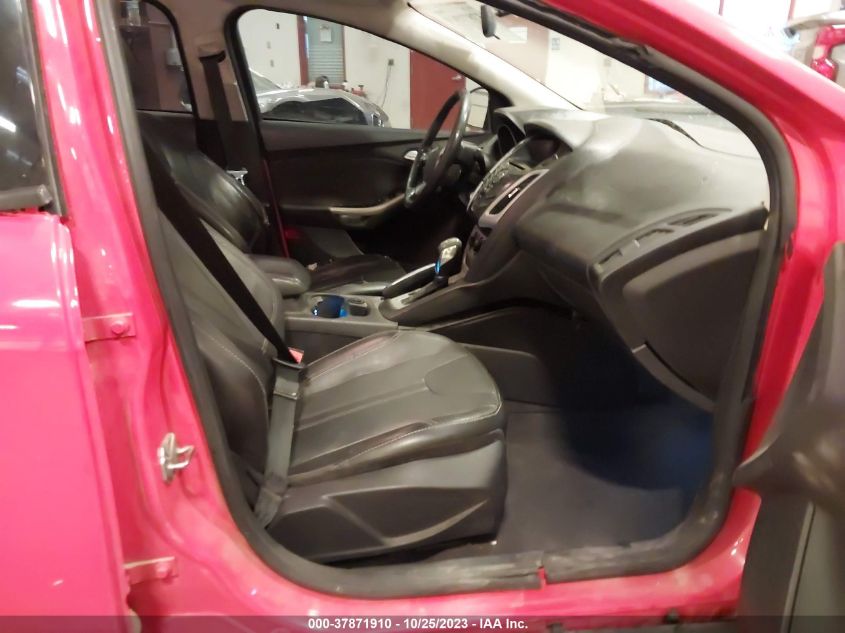 2013 FORD FOCUS SE - 1FADP3F24DL245854