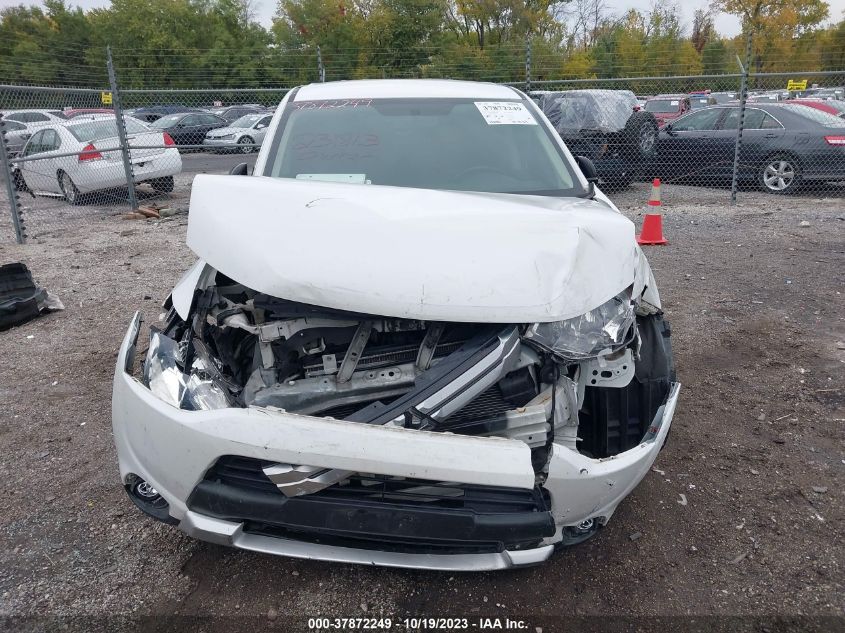 2015 MITSUBISHI OUTLANDER ES - JA4AD2A39FZ003202