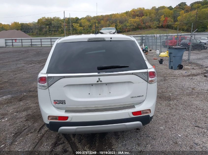 2015 MITSUBISHI OUTLANDER ES - JA4AD2A39FZ003202