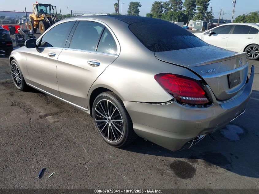 WDDWF8DB9KR518390 Mercedes-Benz C-Class C 300 3