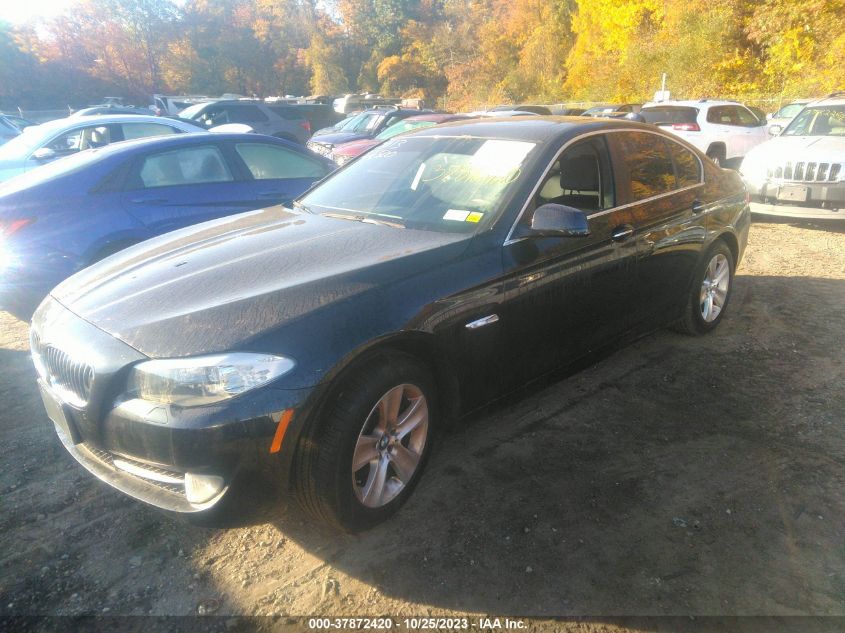 2013 BMW 528I XDRIVE - WBAXH5C51DD111261