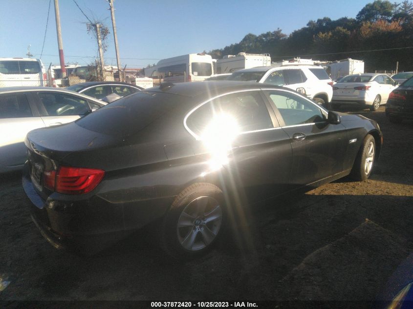 2013 BMW 528I XDRIVE - WBAXH5C51DD111261