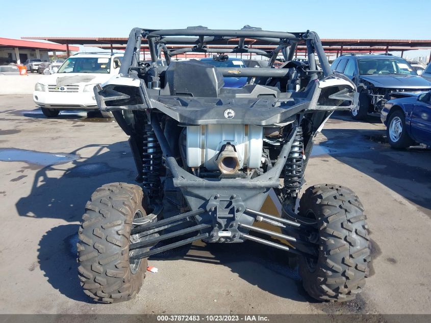 2023 CAN-AM MAVERICK X3 MAX DS TURBO 3JBVMAY47PE002825