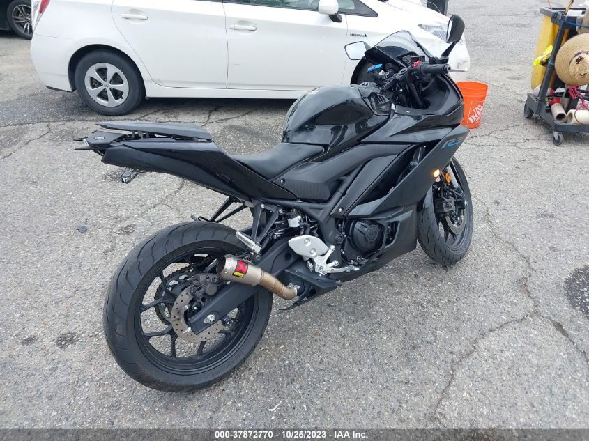 2022 YAMAHA YZFR3 A MH3RH18Y7NK008447