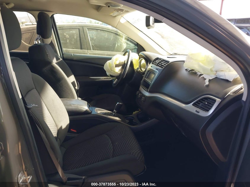 VIN 3C4PDCAB7LT237807 2020 DODGE JOURNEY SE