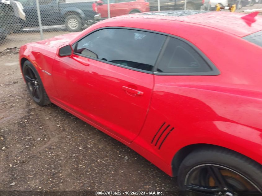 2015 CHEVROLET CAMARO LT - 2G1FF1E31F9304088