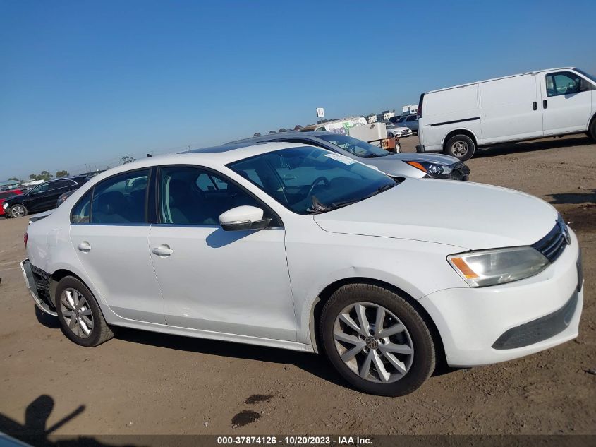 2013 VOLKSWAGEN JETTA SEDAN SE W/CONVENIENCE/SUNROOF 3VWDP7AJ9DM357352