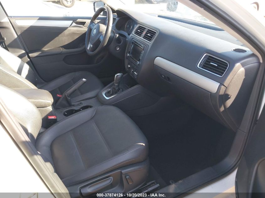 2013 VOLKSWAGEN JETTA SEDAN SE W/CONVENIENCE/SUNROOF 3VWDP7AJ9DM357352