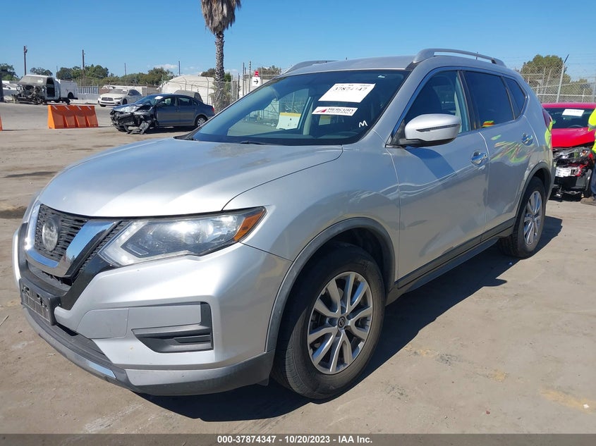 VIN KNMAT2MT4JP537068 2018 NISSAN ROGUE SV