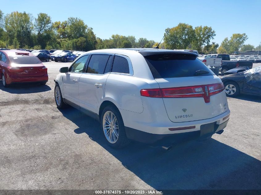 2013 LINCOLN MKT ECOBOOST - 2LMHJ5AT5DBL52758