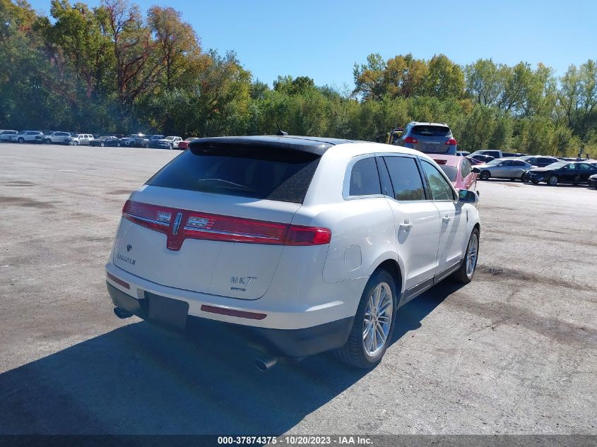 2013 LINCOLN MKT ECOBOOST - 2LMHJ5AT5DBL52758