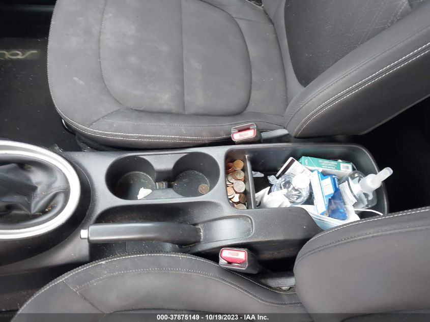 2015 KIA SOUL BASE - KNDJN2A29F7215040
