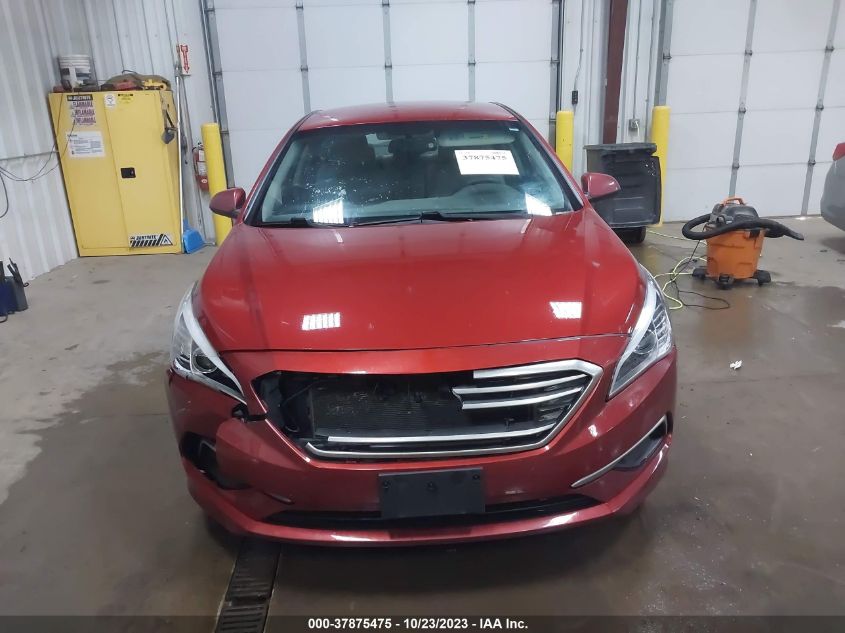 2016 HYUNDAI SONATA 2.4L SE - 5NPE24AF3GH263171