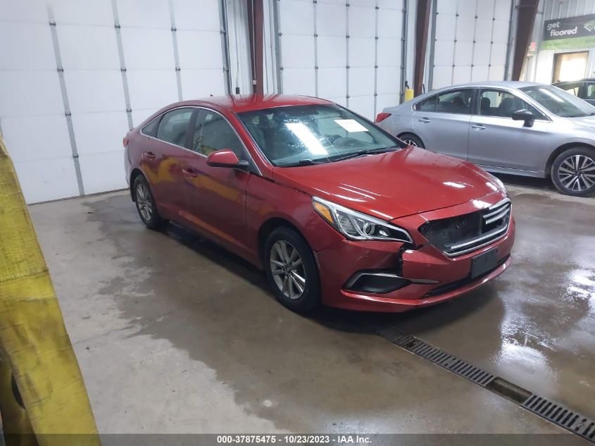 2016 HYUNDAI SONATA 2.4L SE - 5NPE24AF3GH263171