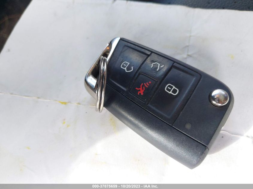 2018 VOLKSWAGEN GOLF S/SE - 3VWG17AU0JM265552