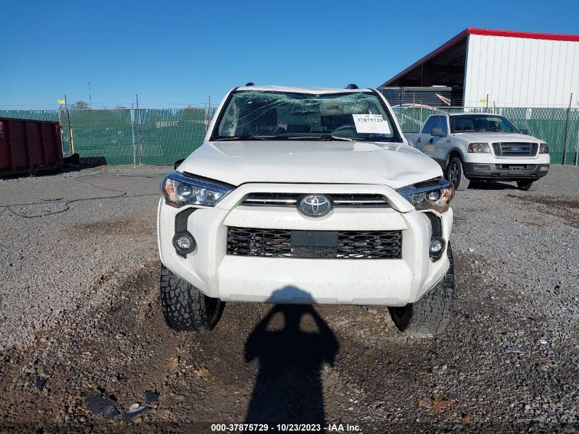 2021 TOYOTA 4RUNNER SR5 - JTEMU5JR9M5919581