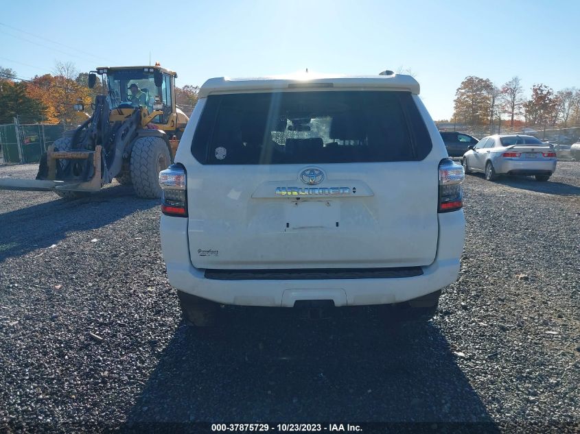 2021 TOYOTA 4RUNNER SR5 - JTEMU5JR9M5919581