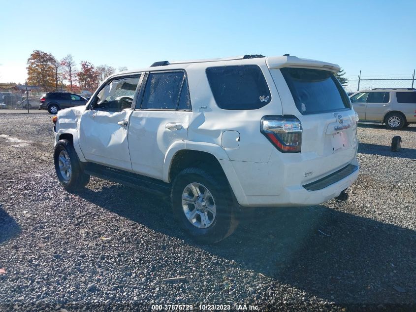 2021 TOYOTA 4RUNNER SR5 - JTEMU5JR9M5919581