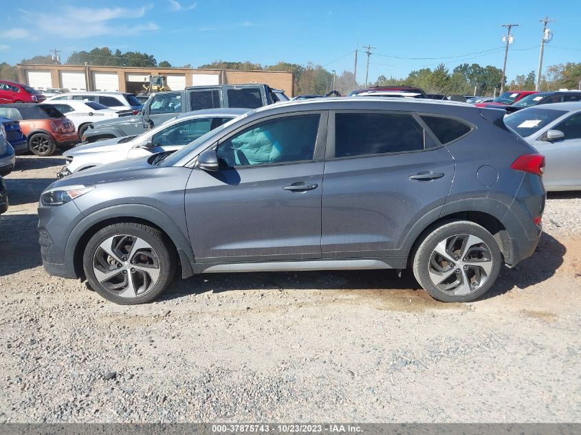 2017 HYUNDAI TUCSON LIMITED/SPORT AND ECO/SE - KM8J33A23HU348274