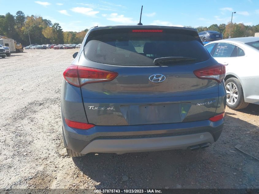 2017 HYUNDAI TUCSON LIMITED/SPORT AND ECO/SE - KM8J33A23HU348274