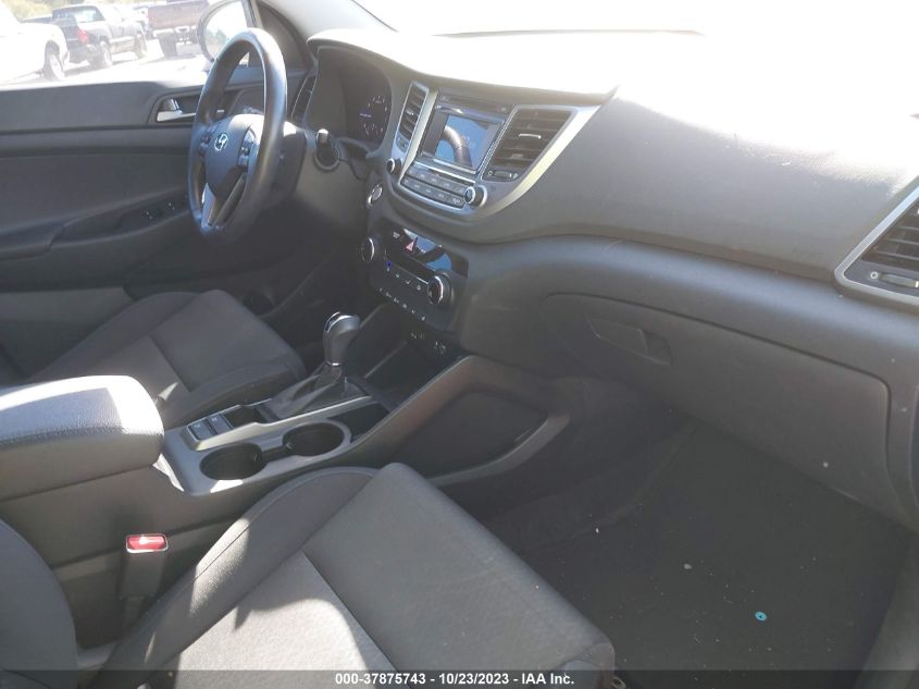 2017 HYUNDAI TUCSON LIMITED/SPORT AND ECO/SE - KM8J33A23HU348274
