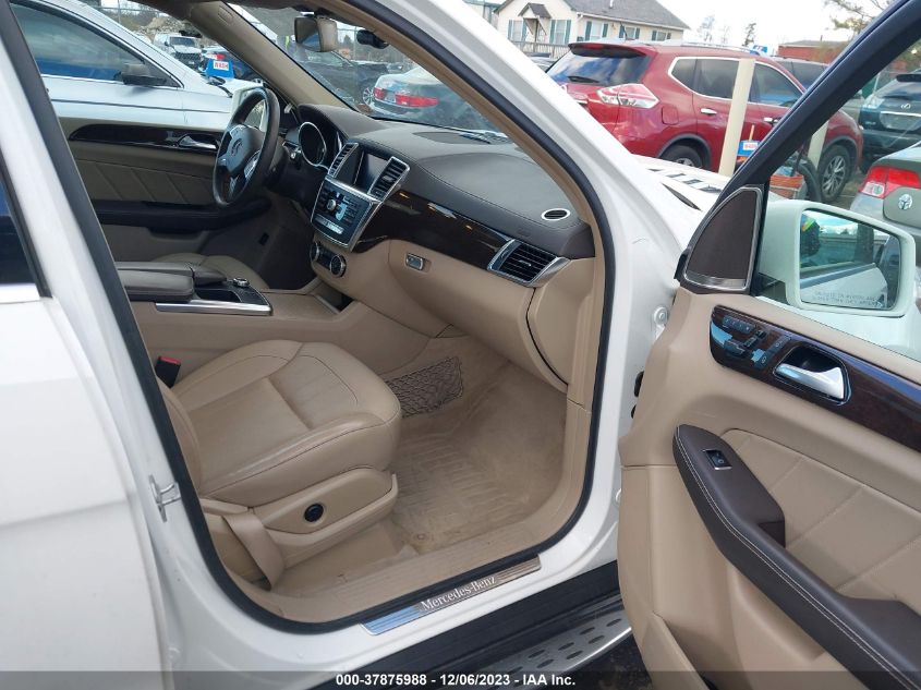2015 MERCEDES-BENZ GL-CLASS GL 450 - 4JGDF6EE5FA551899