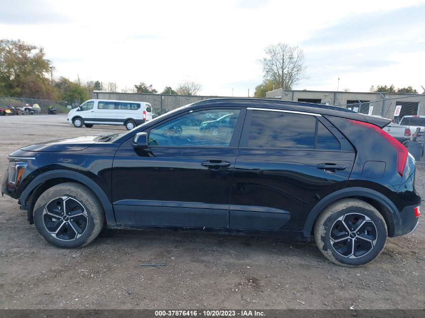 KNDCP3LE4P5090817 Kia Niro LX 15