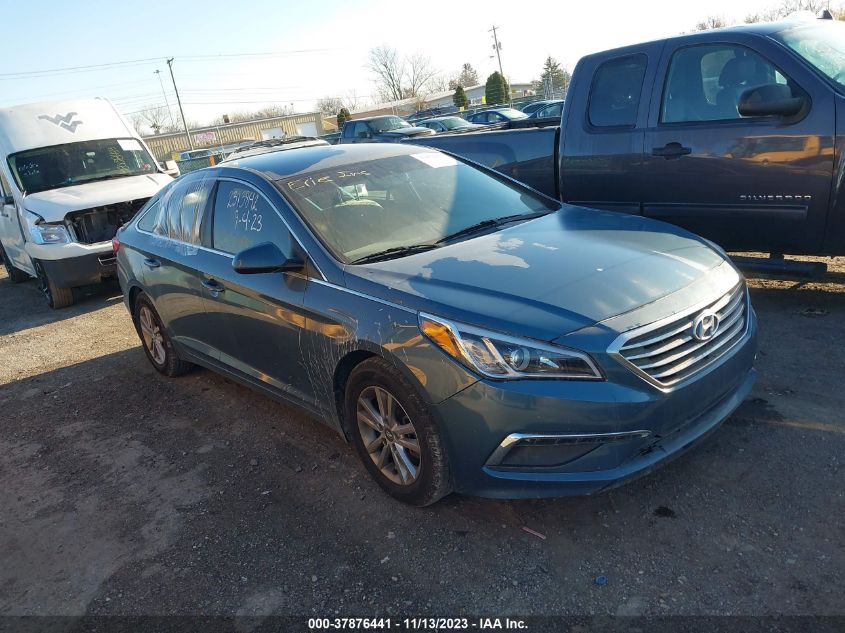 2015 HYUNDAI SONATA 2.4L SE - 5NPE24AF3FH222280