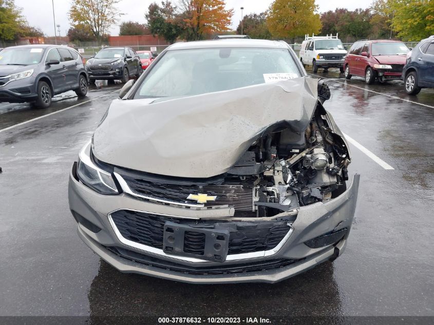 2018 CHEVROLET CRUZE LT - 1G1BE5SM7J7244673