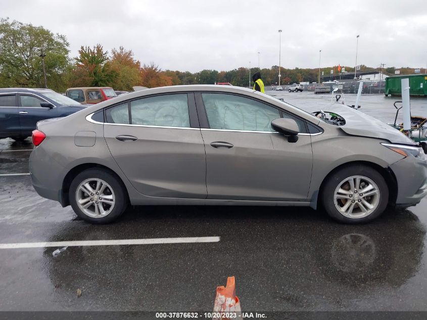 2018 CHEVROLET CRUZE LT - 1G1BE5SM7J7244673